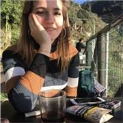 Ciao! Sono una studentessa universitaria di 21 anni. Offro lezioni di francese, inglese e aiuto compiti.
Sono diplomata al liceo linguistico Grazia Deledda dove ho conseguito il diploma esabac (doppio diploma Italo-francese).
Ho vissuto diversi anni nella